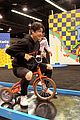 alex and maia shibutani have too much fun at nickelodeons vidcon 2018 booth 07