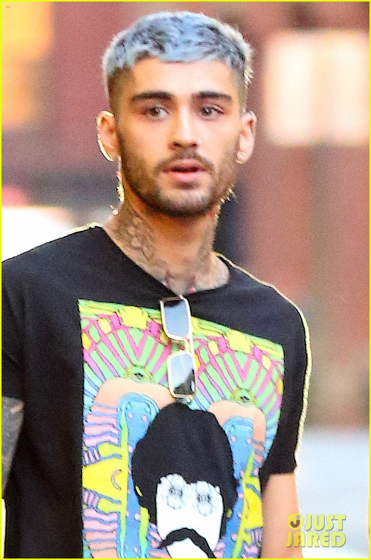 9XO - In just a few hours Zayn Malik will drop a new single titled 'Let Me'.  #Zquad, Are you ready for it? | Facebook