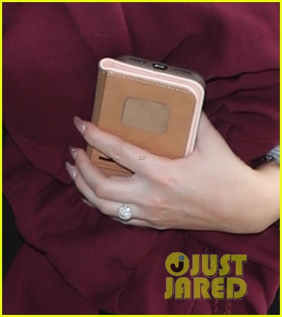 meghan trainor shows off her engagement ring from daryl sabara at lax 18