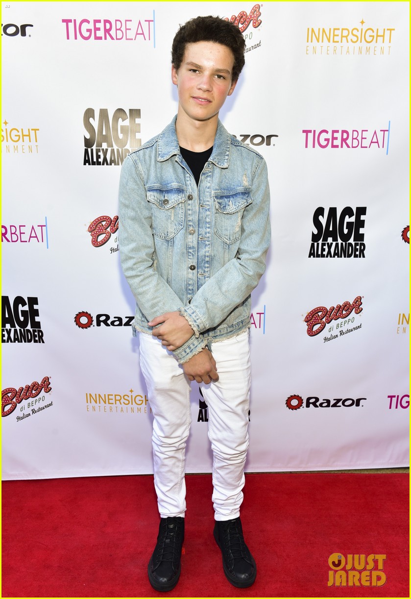 brec bassinger and dylan summerall couple up for sage launch party 01
