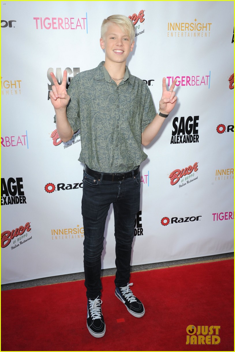 brec bassinger and dylan summerall couple up for sage launch party 03
