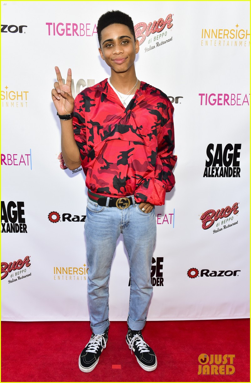 brec bassinger and dylan summerall couple up for sage launch party 38