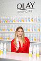 ashley benson tries out olays new foaming whip body wash at beautcon 2018 04