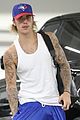 justin bieber flaunts his arm muscles during solo breakfast run 02