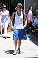 justin bieber flaunts his arm muscles during solo breakfast run 03