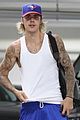 justin bieber flaunts his arm muscles during solo breakfast run 04