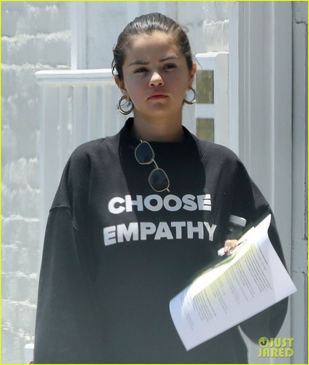 selena gomez choose empathy sweatshirt 02