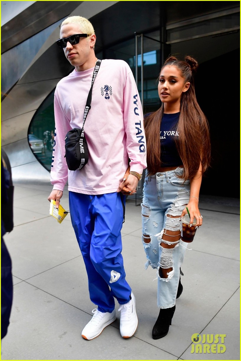 ariana grande and pete davidson step out ahead of her amazon music unboxing prime day concert 01