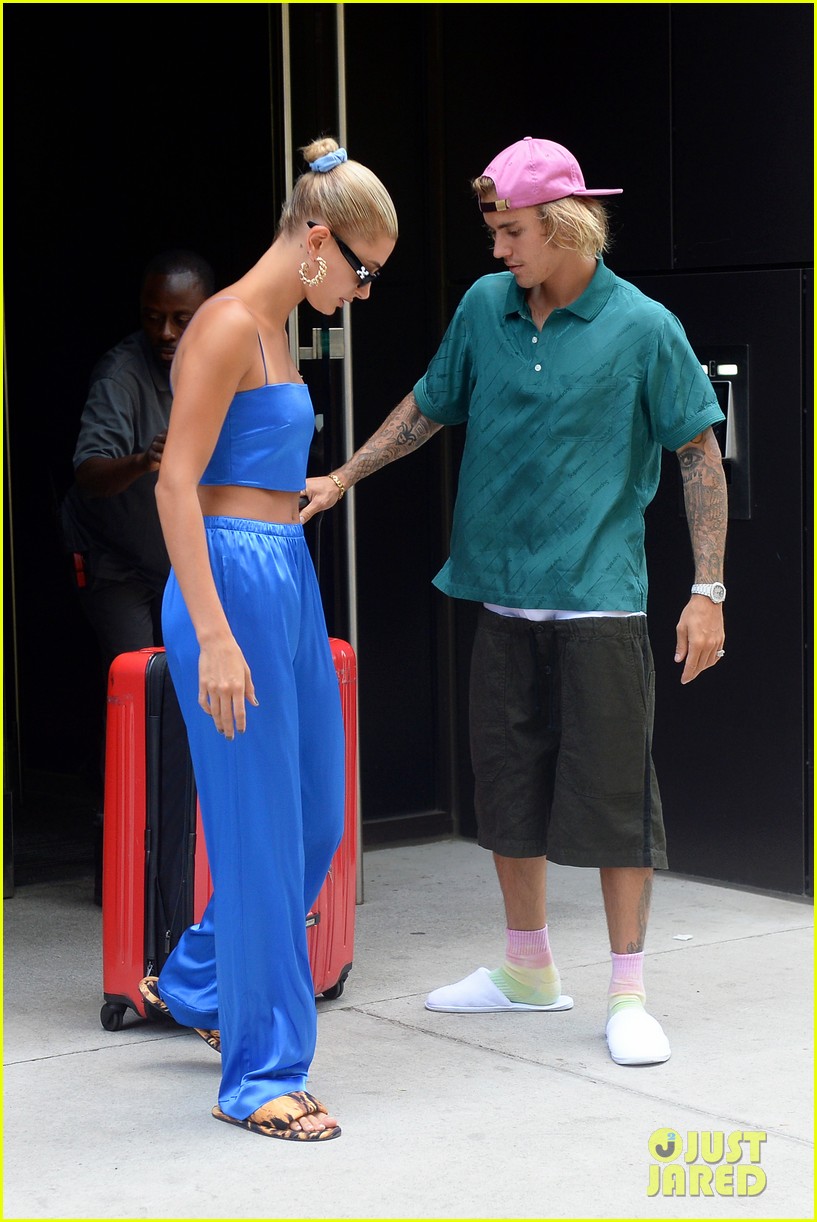 justin bieber hailey baldwin jet out of new york 05