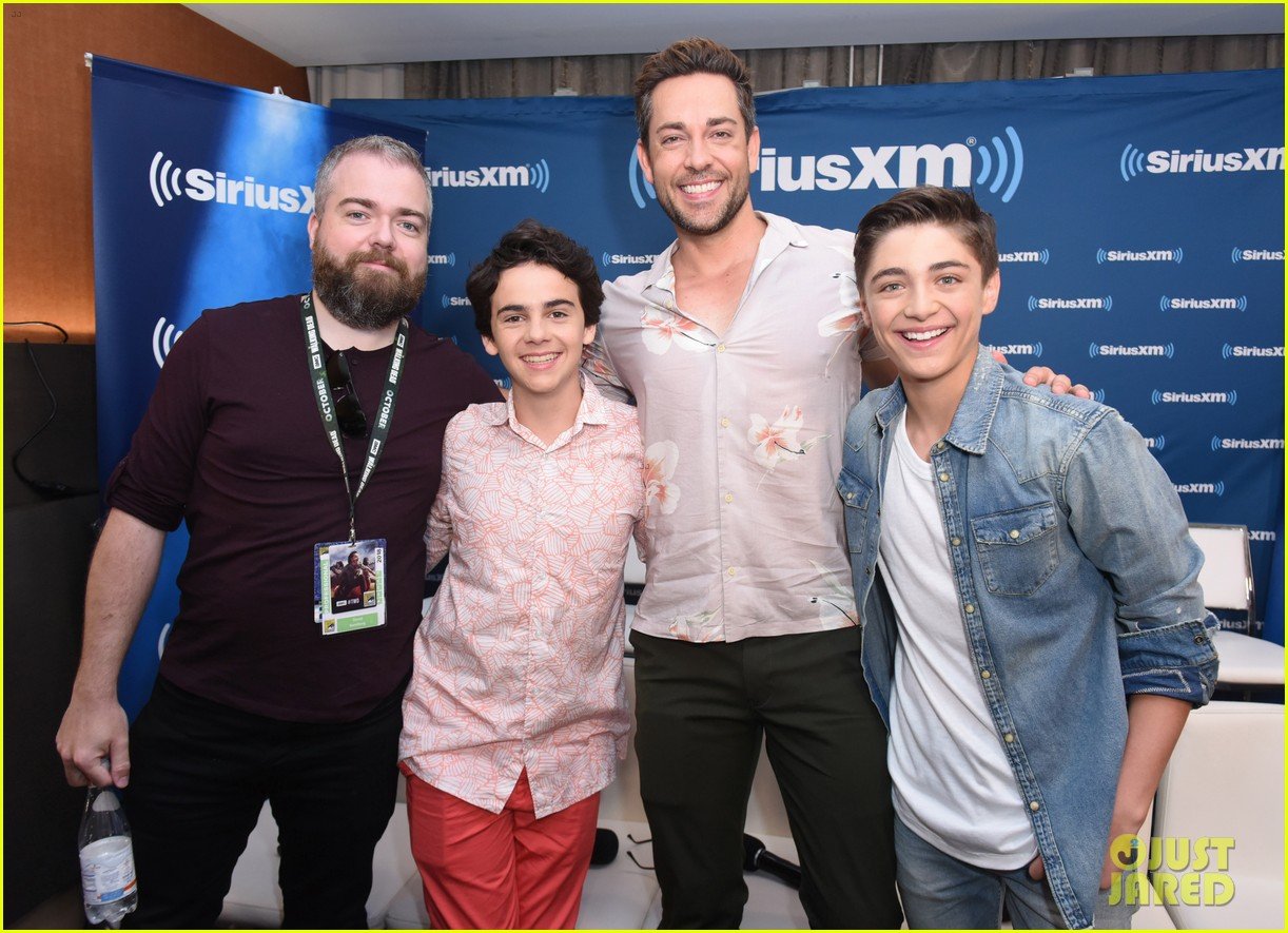 Asher Angel Debuts 'Shazam' Trailer at ComicCon! Photo 1173980