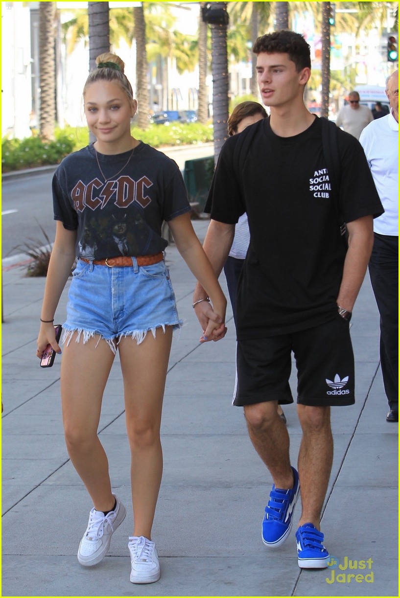 maddie ziegler jack kelly rodeo drive shopping pics 06