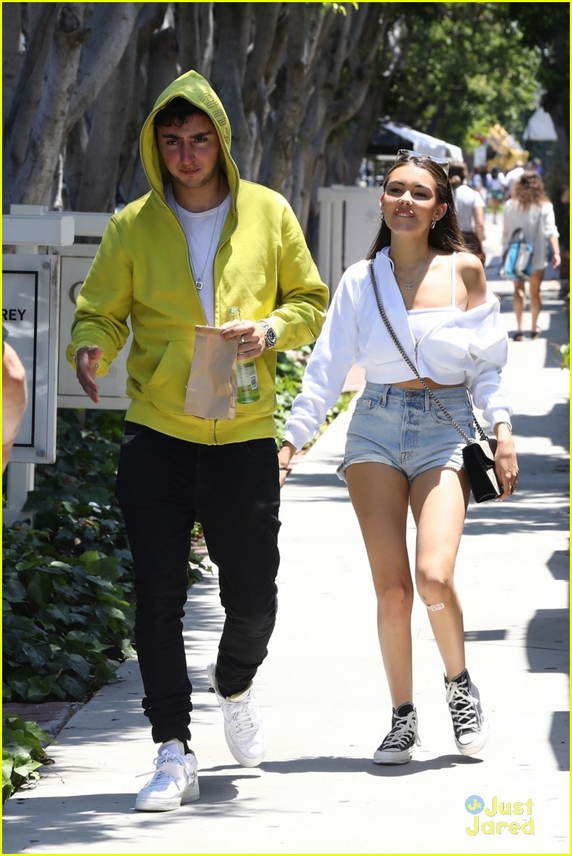 zack bia makes madison beer laugh head off 41