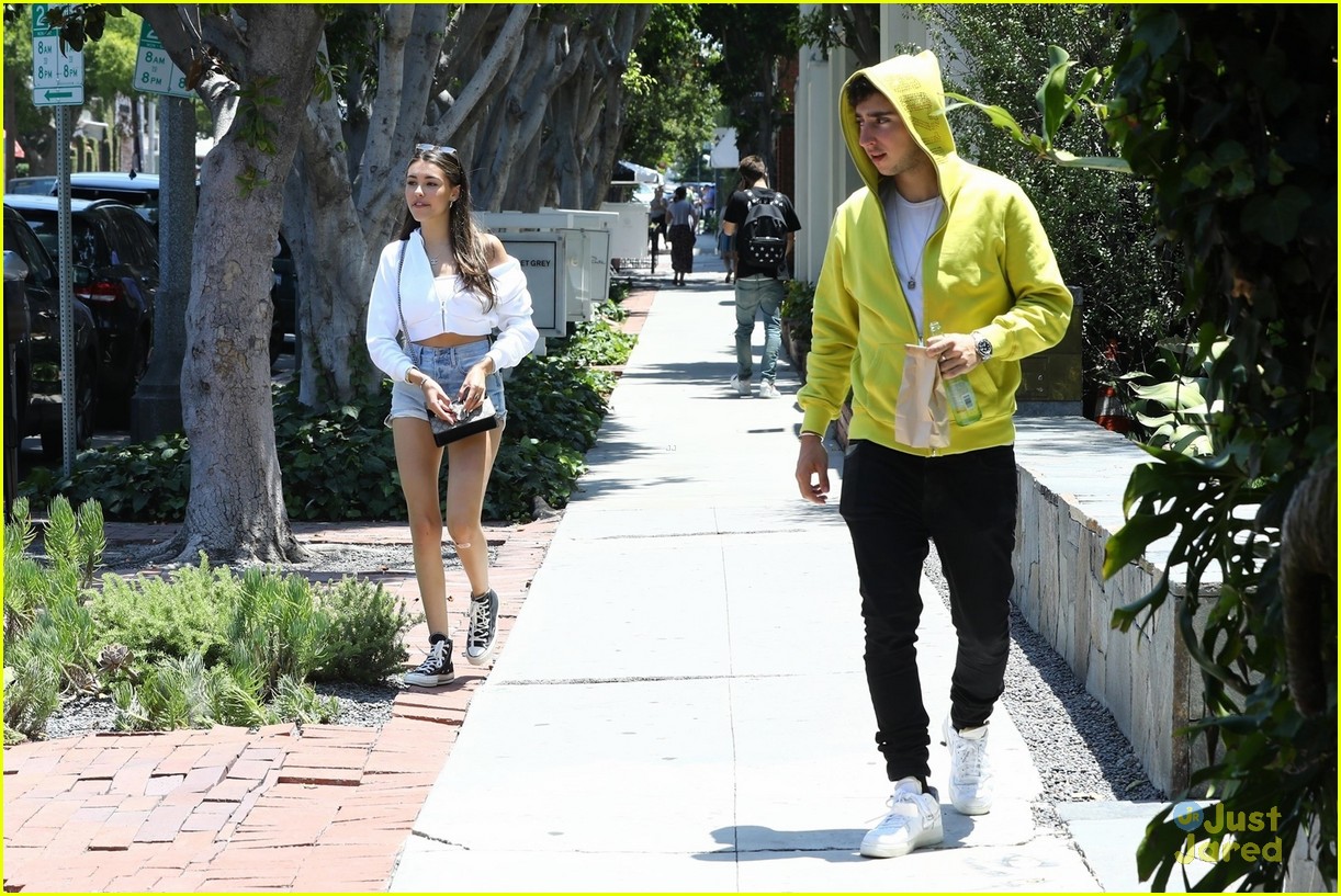zack bia makes madison beer laugh head off 43