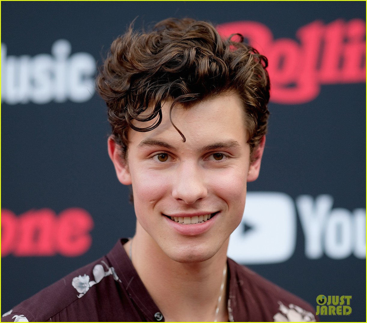 shawn mendes looks so handsome at rolling stone relaunch party 06