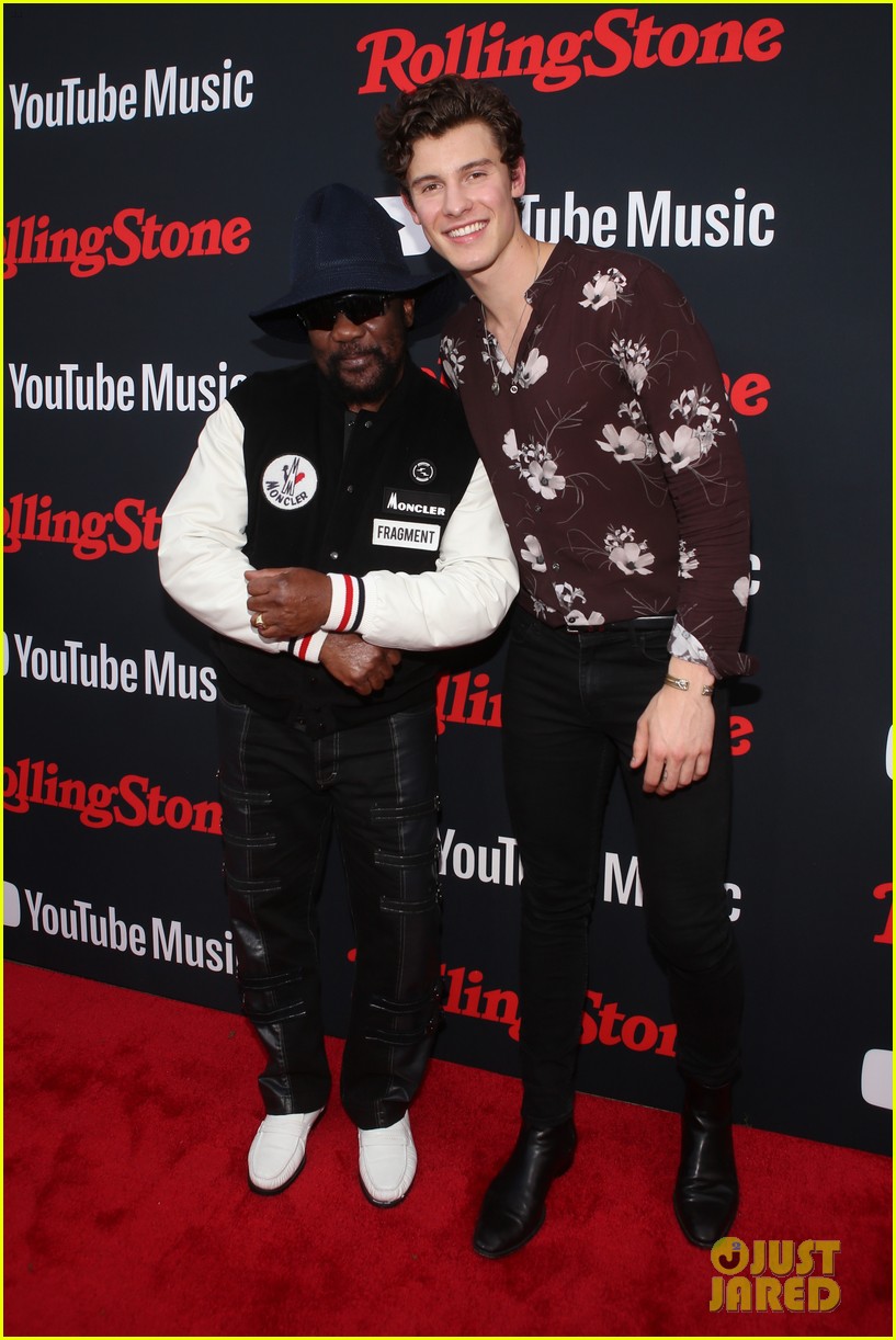 shawn mendes looks so handsome at rolling stone relaunch party 10