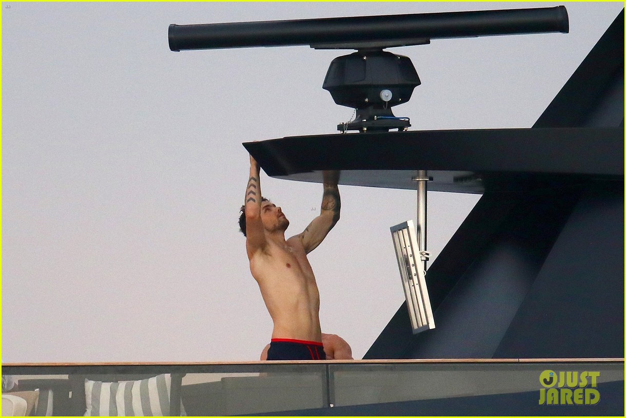 liam payne dances works out while shirtless on a yacht 102