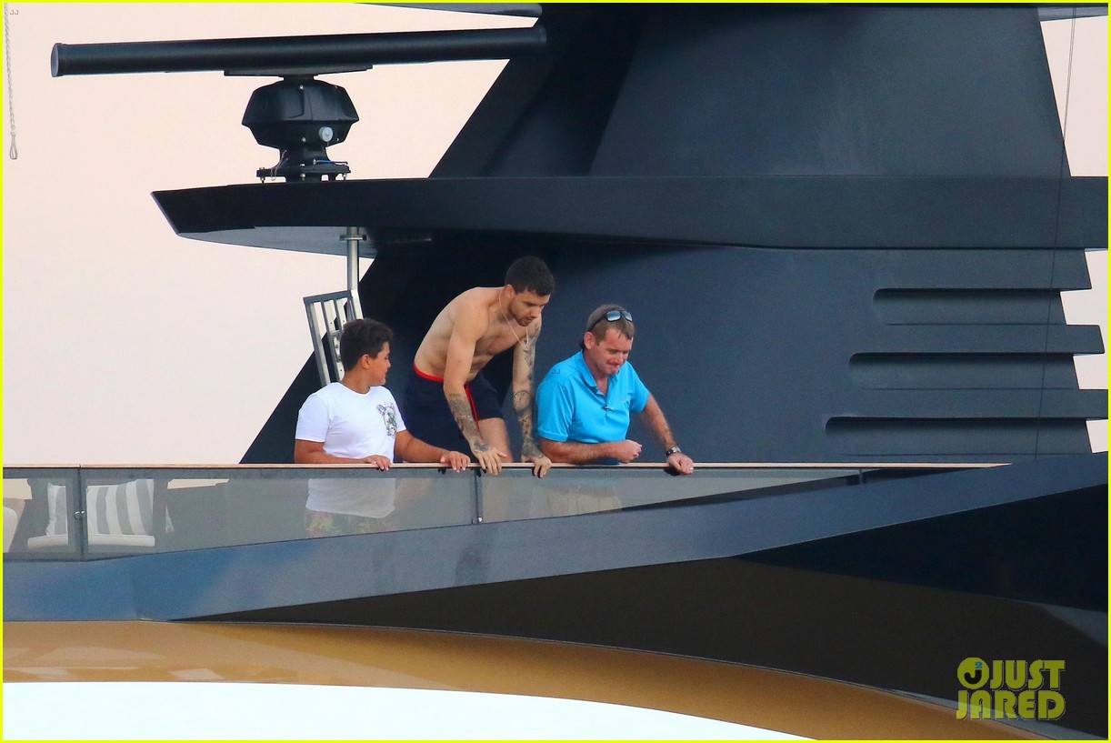 liam payne dances works out while shirtless on a yacht 53