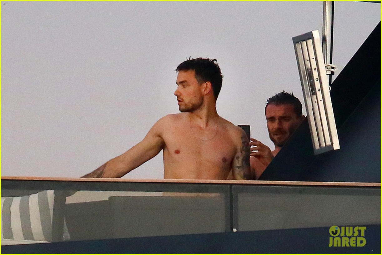 liam payne dances works out while shirtless on a yacht 99