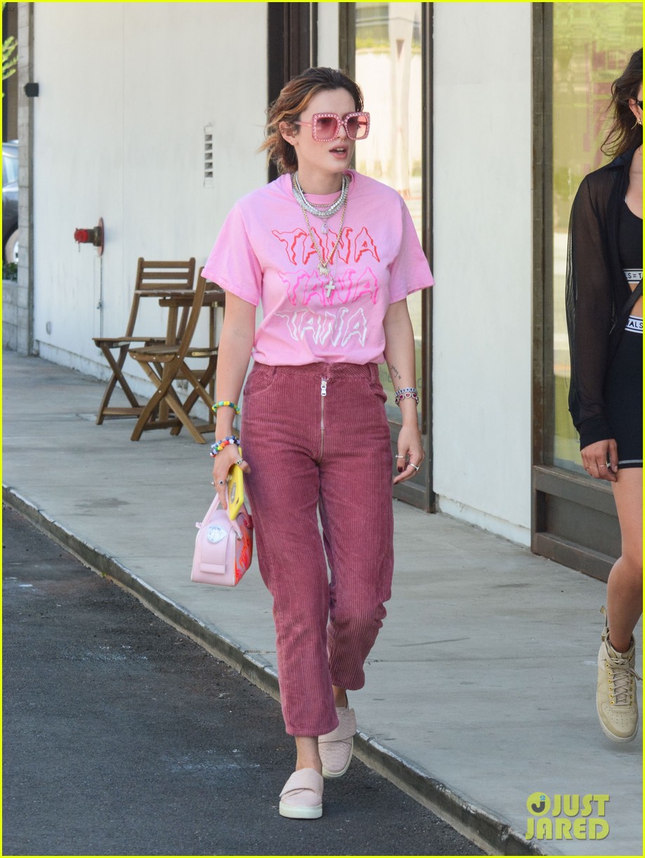 bella thorne is pretty in pink while running errands in la 02