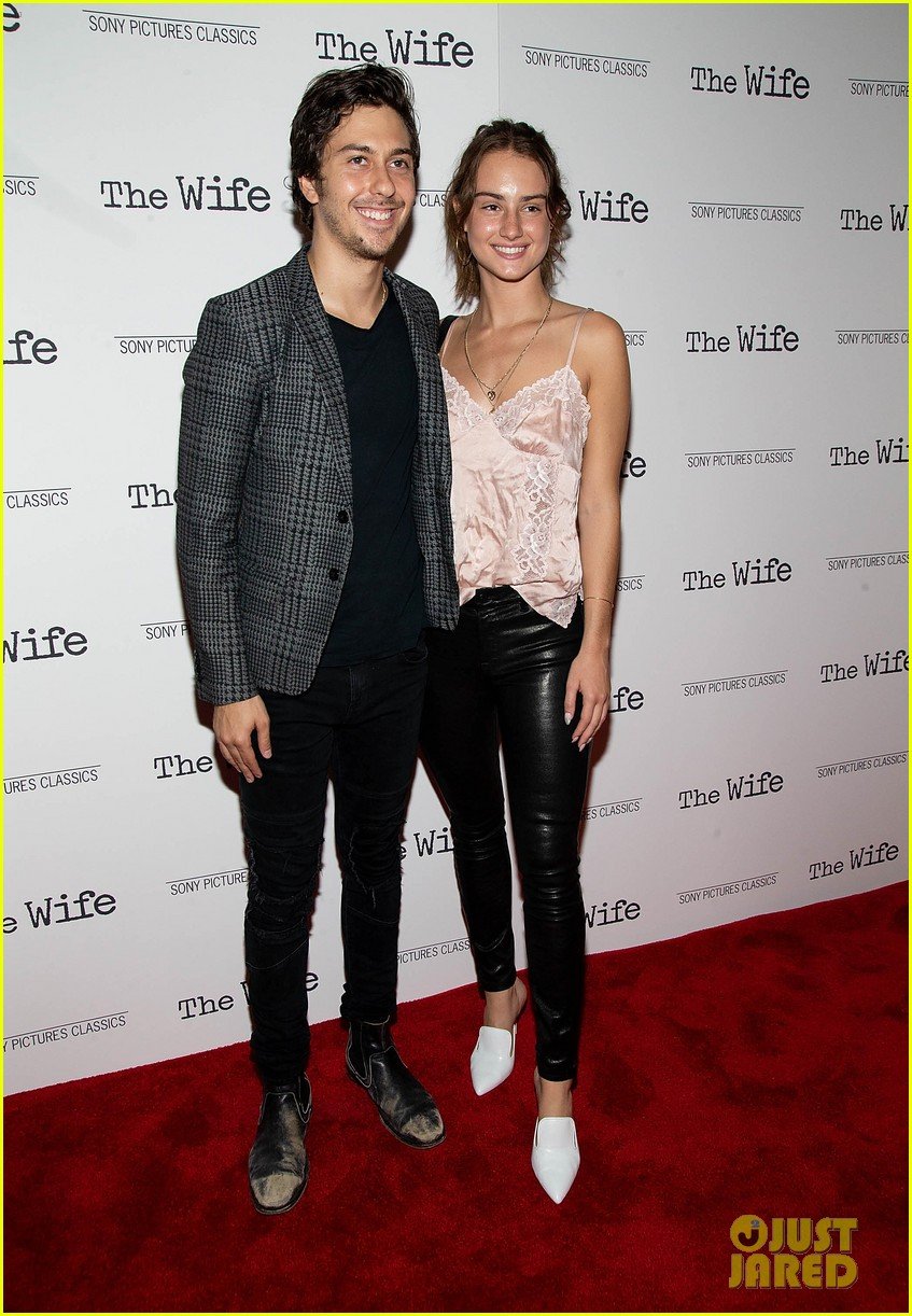 nat wolff steps out for the wife screening grace van patten 04