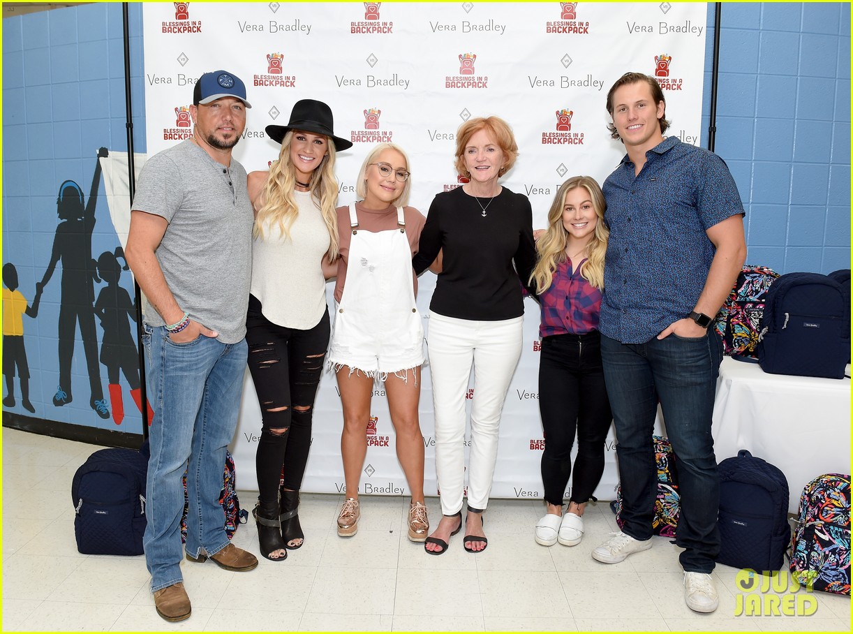 jason aldean and brittany host vera bradley x blessings in a backpack event 27
