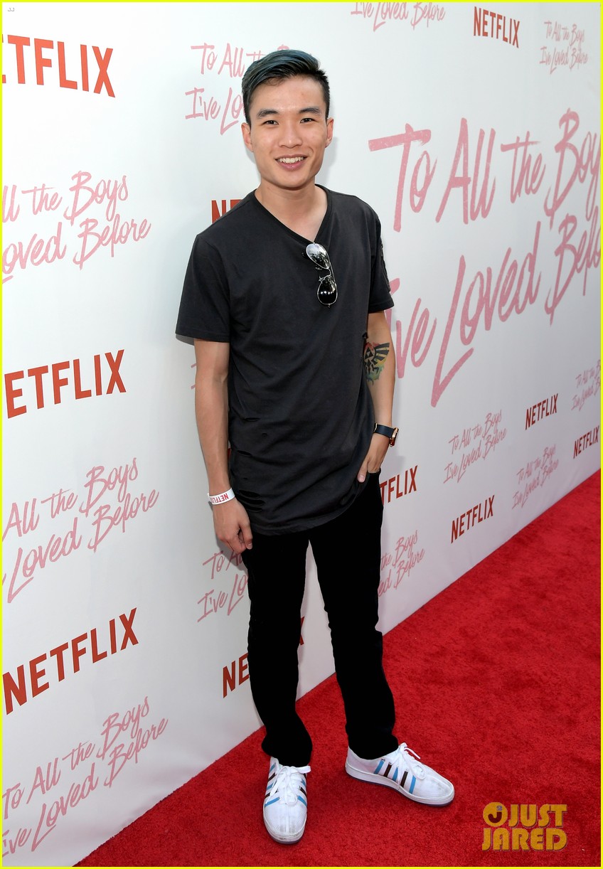 netflixs to all the boys ive loved before cast attends premiere 11