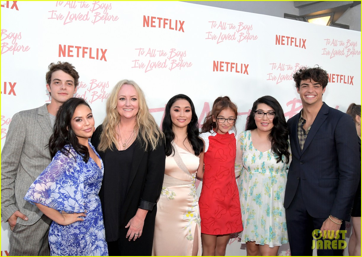 netflixs to all the boys ive loved before cast attends premiere 48