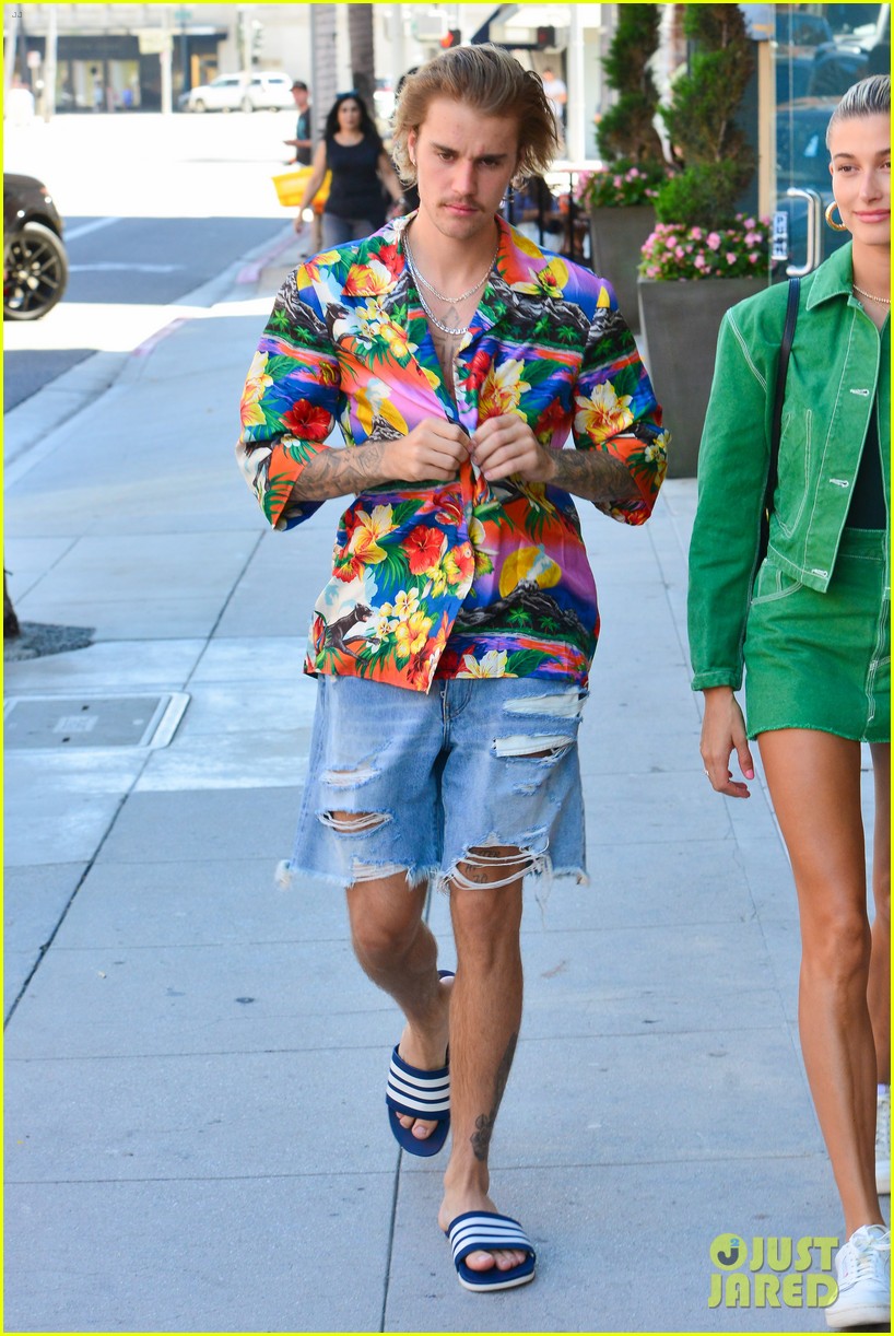 justin bieber hailey baldwin make one colorful couple in beverly hills 10