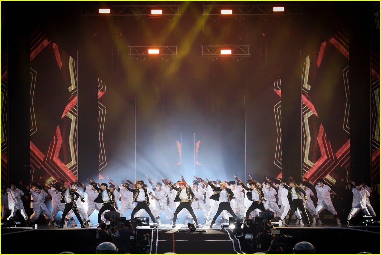 K-POP・アジア BTS LOVE YOURSELF Seoul BTS WORLD TOUR LOVE YOURSELF SEOUL DVD - Kpop USA