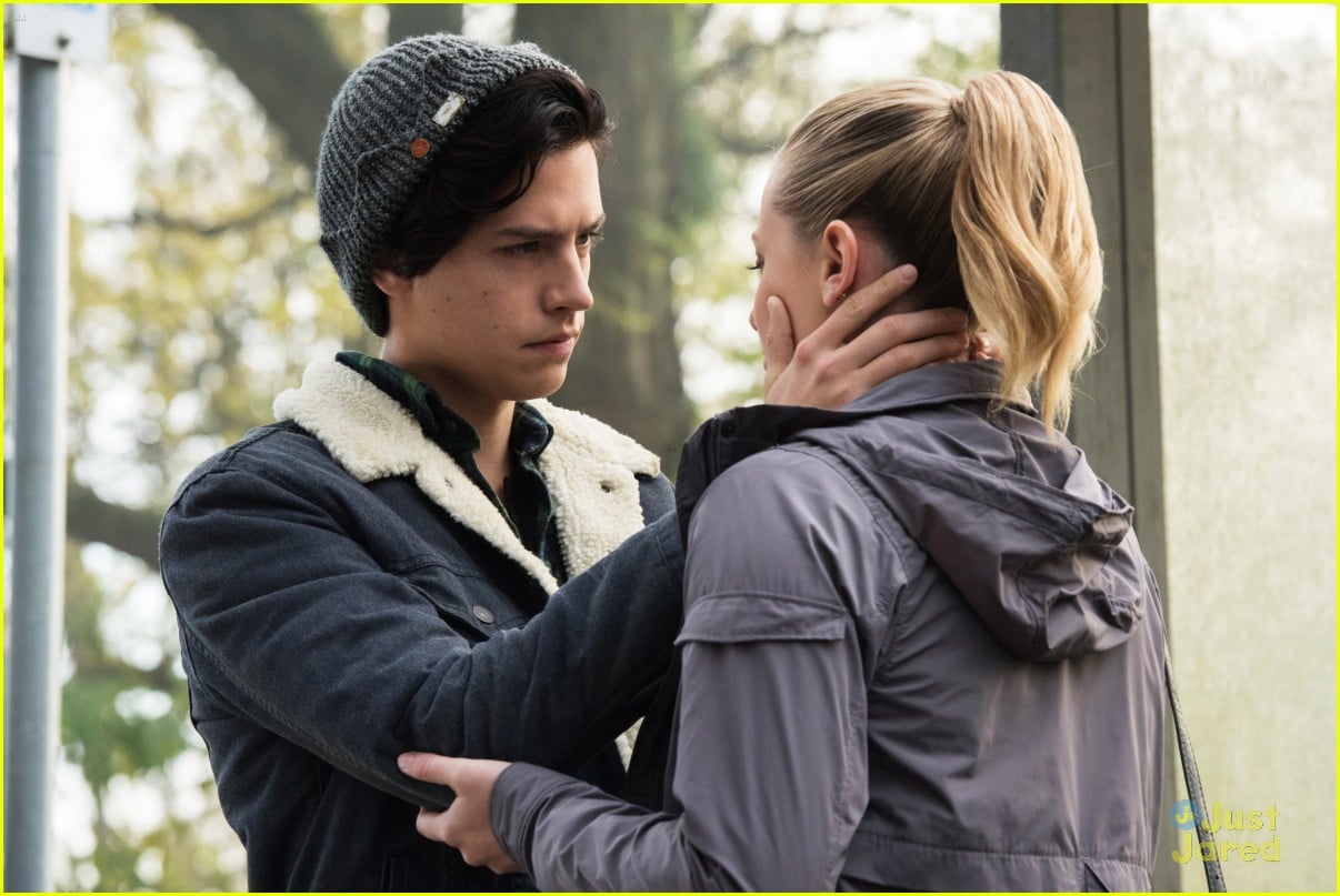 bughead relationship preview s3 riverdale 01
