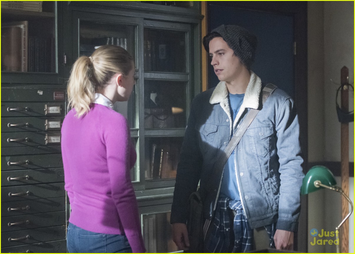 bughead relationship preview s3 riverdale 05