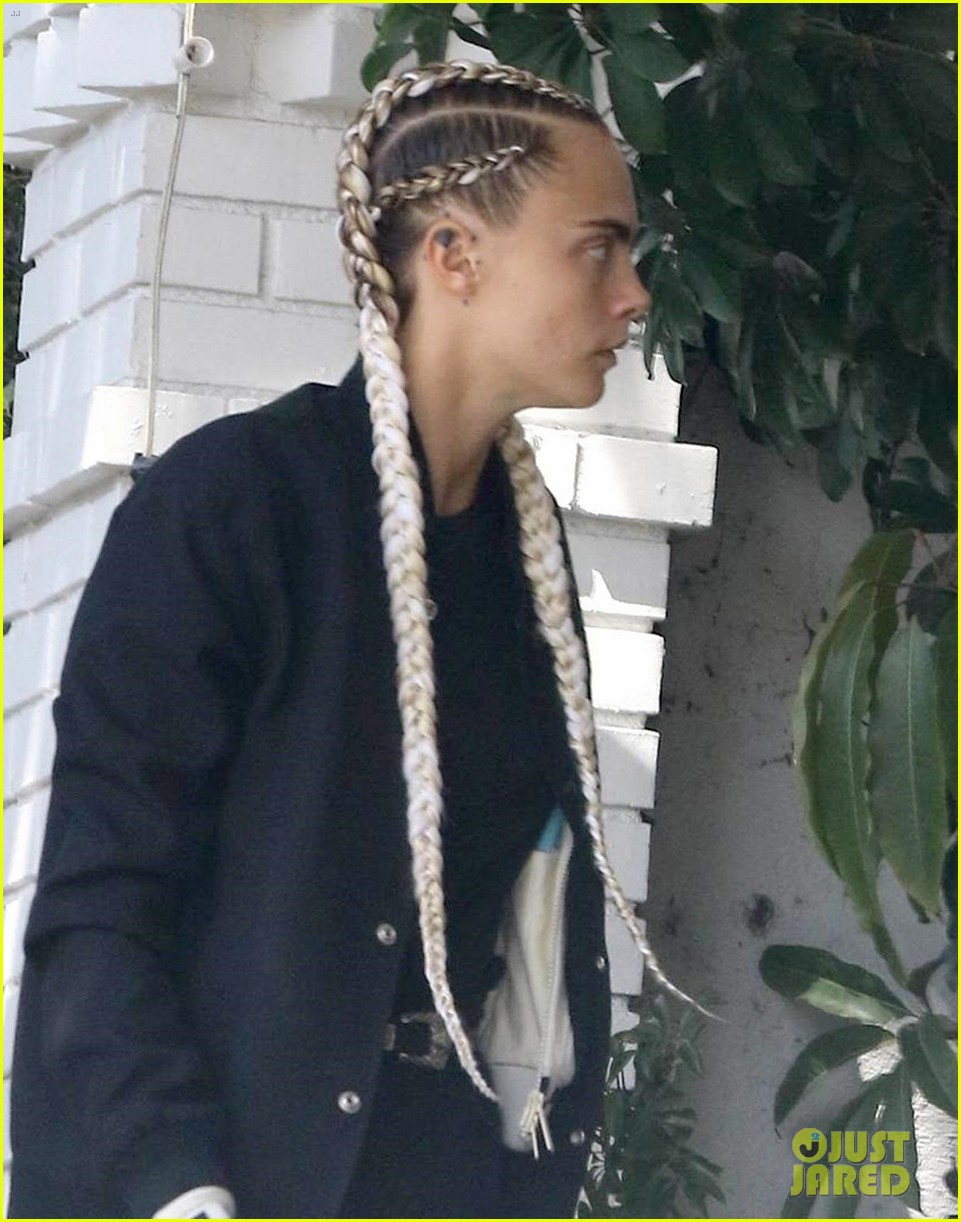 cara delevingne wears hair in long braids for outing 03