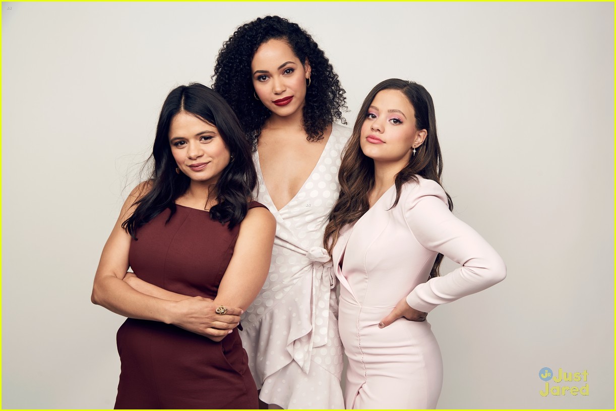 sarah jeffery charmed sisters diff dads 02