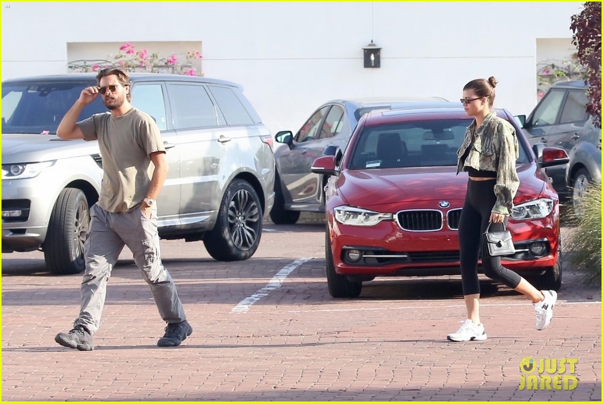 scott disick and sofia richie return from mexico grab dinner in malibu 03