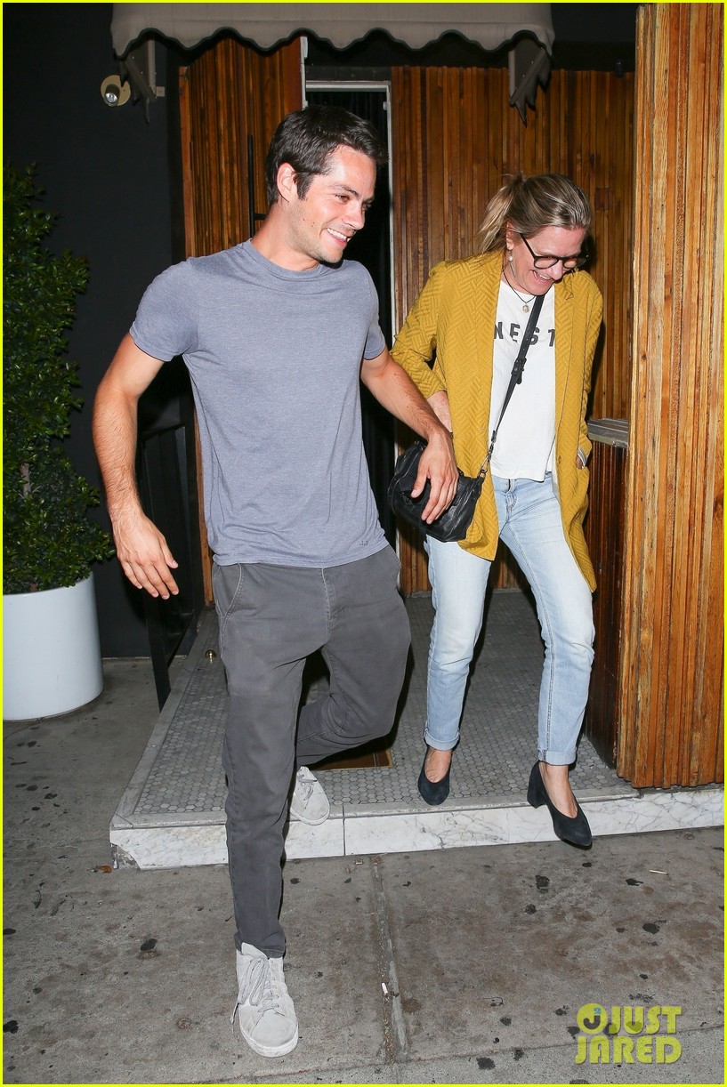 dylan obrien chloe moretz hang out 28