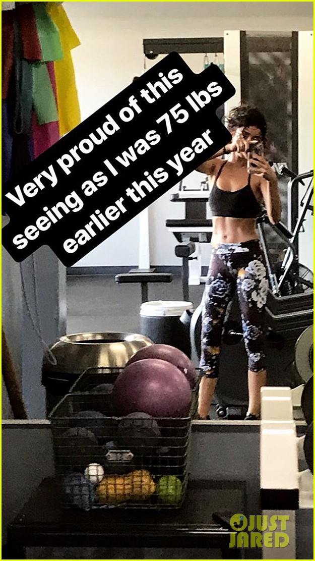 sarah hyland weighed 75 pounds earlier this year 01