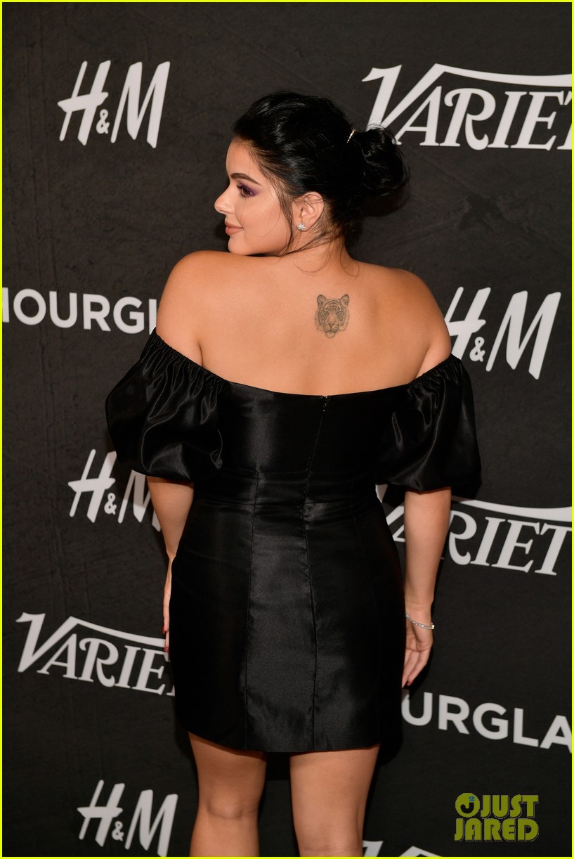 sarah hyland ariel winter step out for variety power of young hollywood event 03