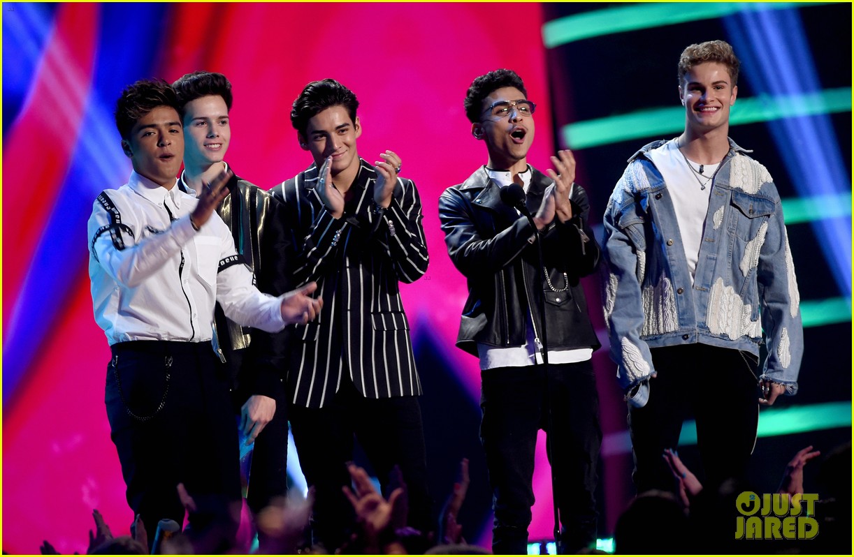 in real life cnco perform together at teen choice awards 06