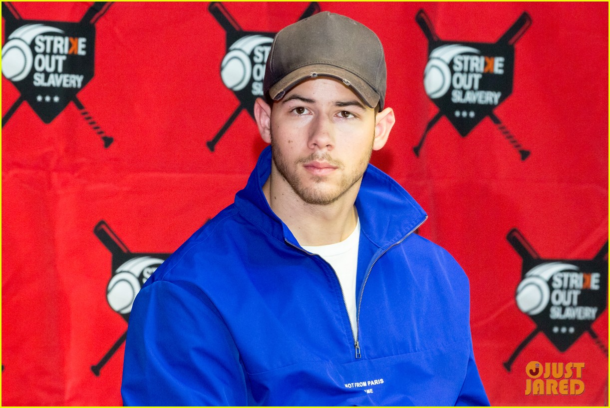 nick jonas helps strike out slavery at press conference ahead of concert 09