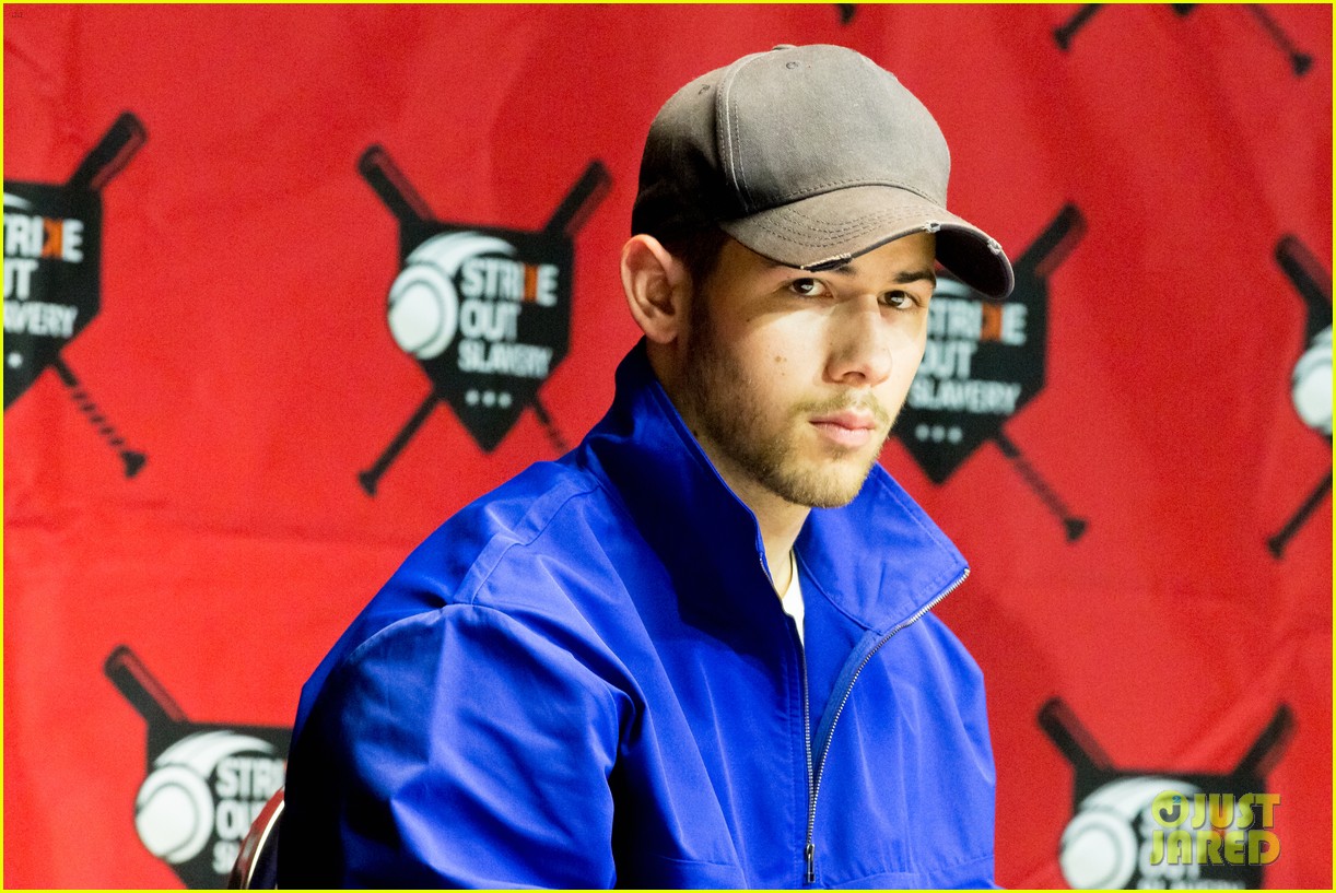 nick jonas helps strike out slavery at press conference ahead of concert 10