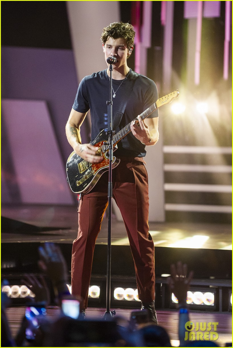 shawn mendes muchmusic video awards 01