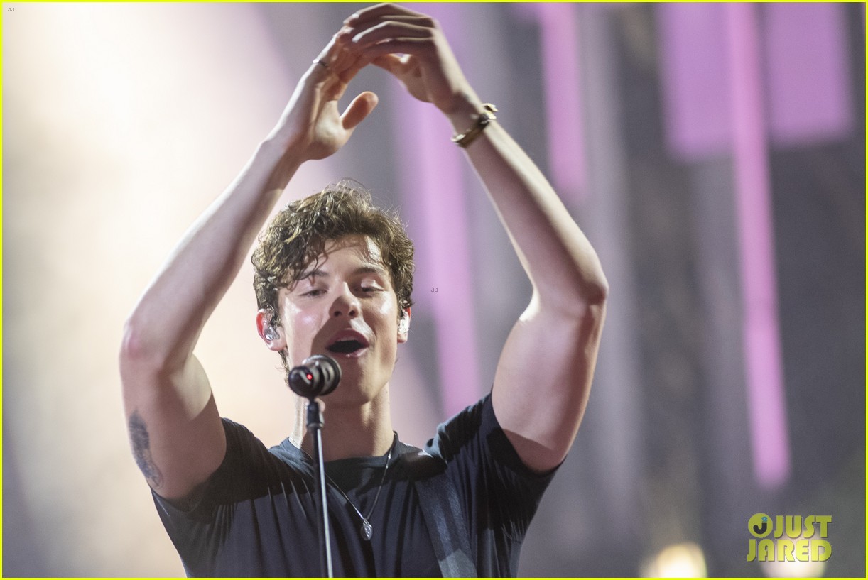 shawn mendes muchmusic video awards 04