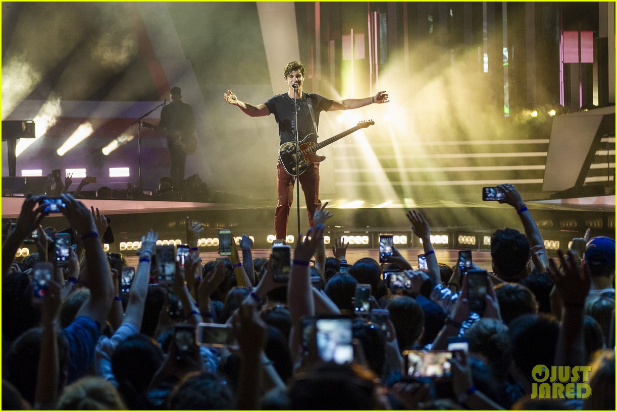 shawn mendes muchmusic video awards 23