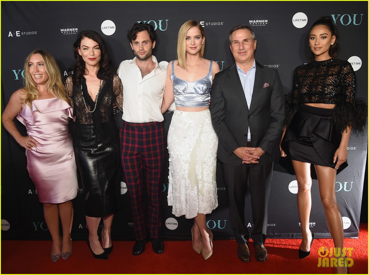 penn badgley elizabeth lail and shay mitchell look stylish at you series premiere 27