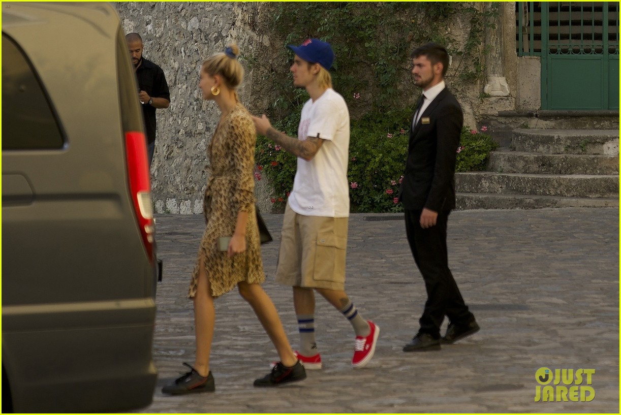 justin bieber and hailey baldwin step out in milan during fashion week 02