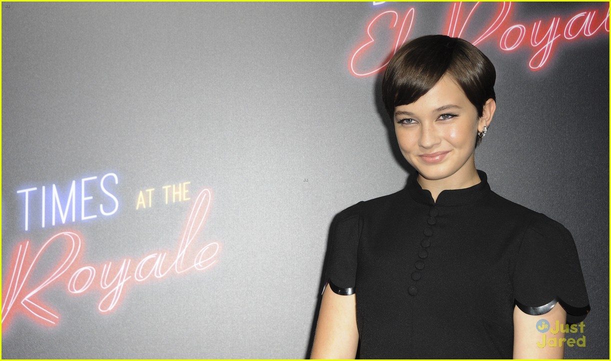 cailee speany bad times premiere 04