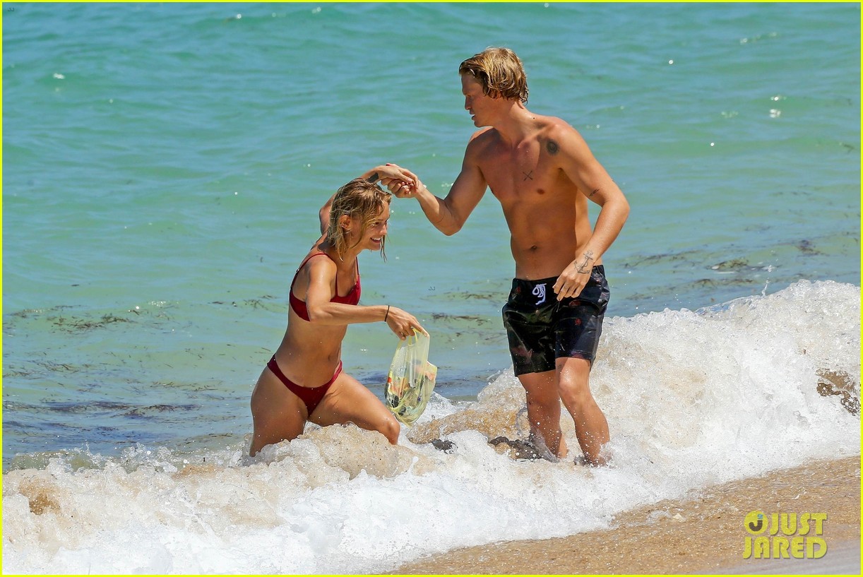 cody simpson hits the beach with girlfriend clair wuestenberg 21