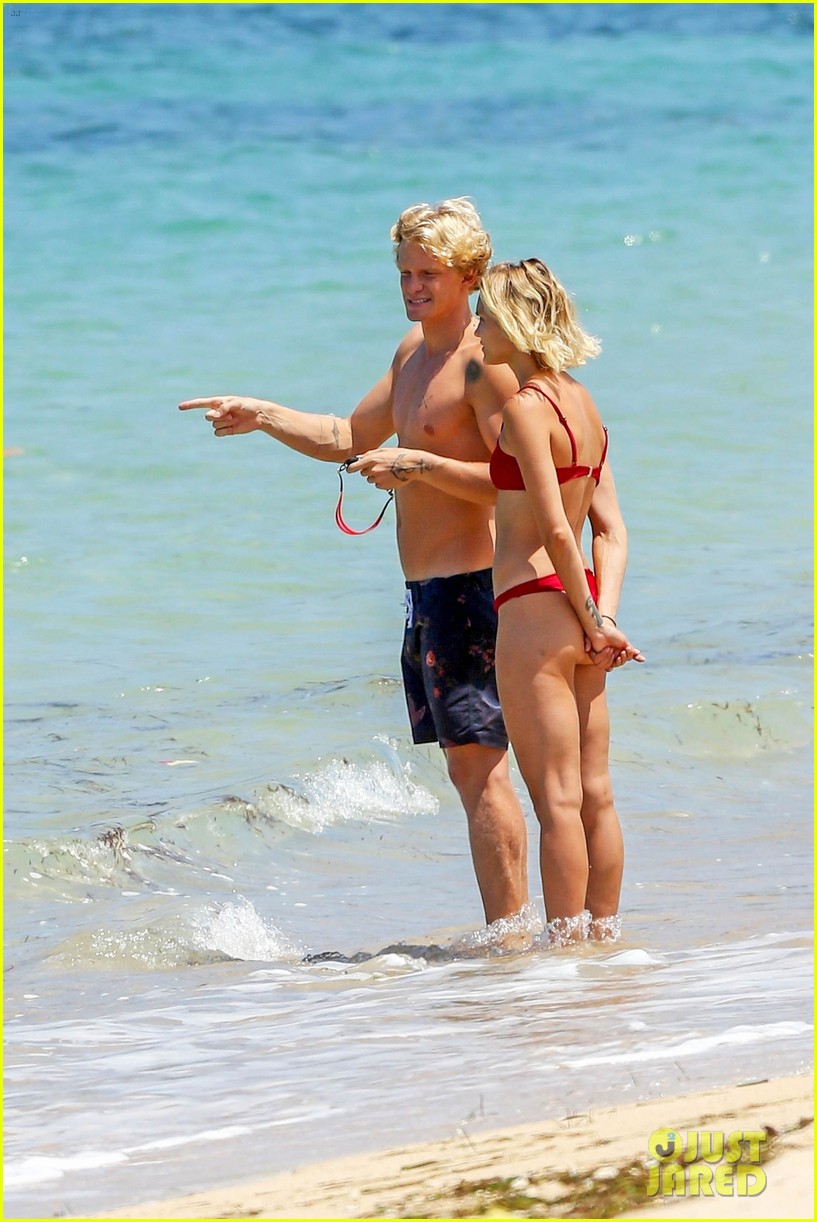 cody simpson hits the beach with girlfriend clair wuestenberg 25