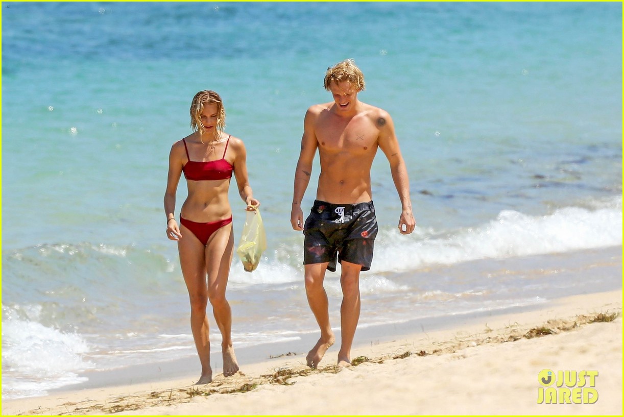 cody simpson hits the beach with girlfriend clair wuestenberg 46