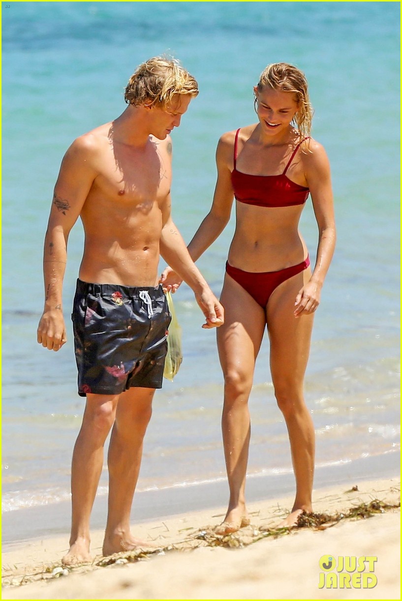 cody simpson hits the beach with girlfriend clair wuestenberg 48
